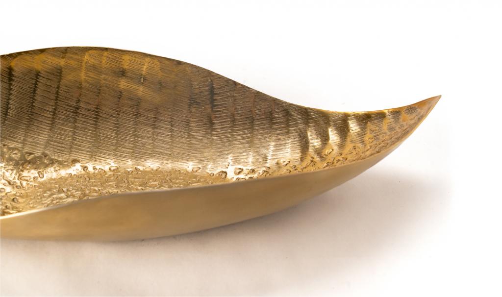 Fancy Gold Metal Dish With Eidkom Mubarak Phrase 1740g