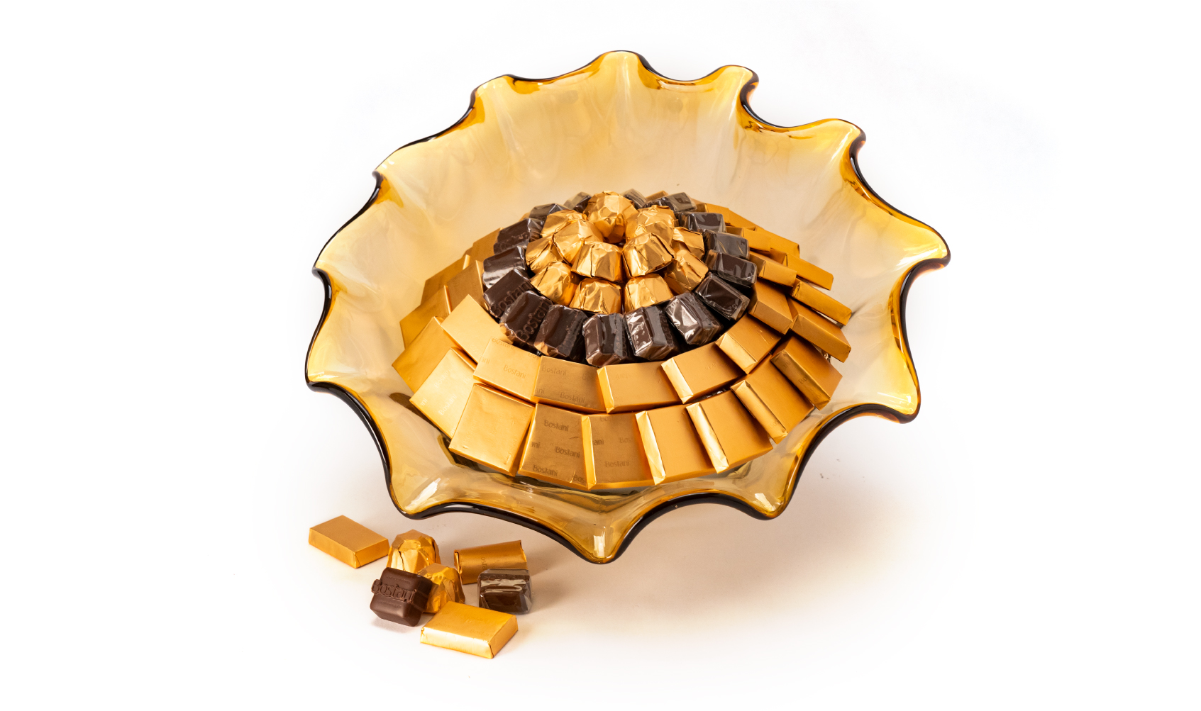 Mix Chocolate Gold Shell Dish