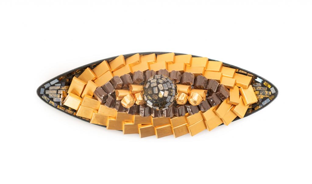 Big Black and Gold Mosaic Oval Glass Plate
