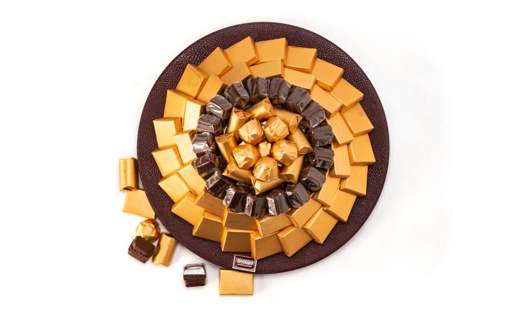 Mix Chocolate Tray Small Red